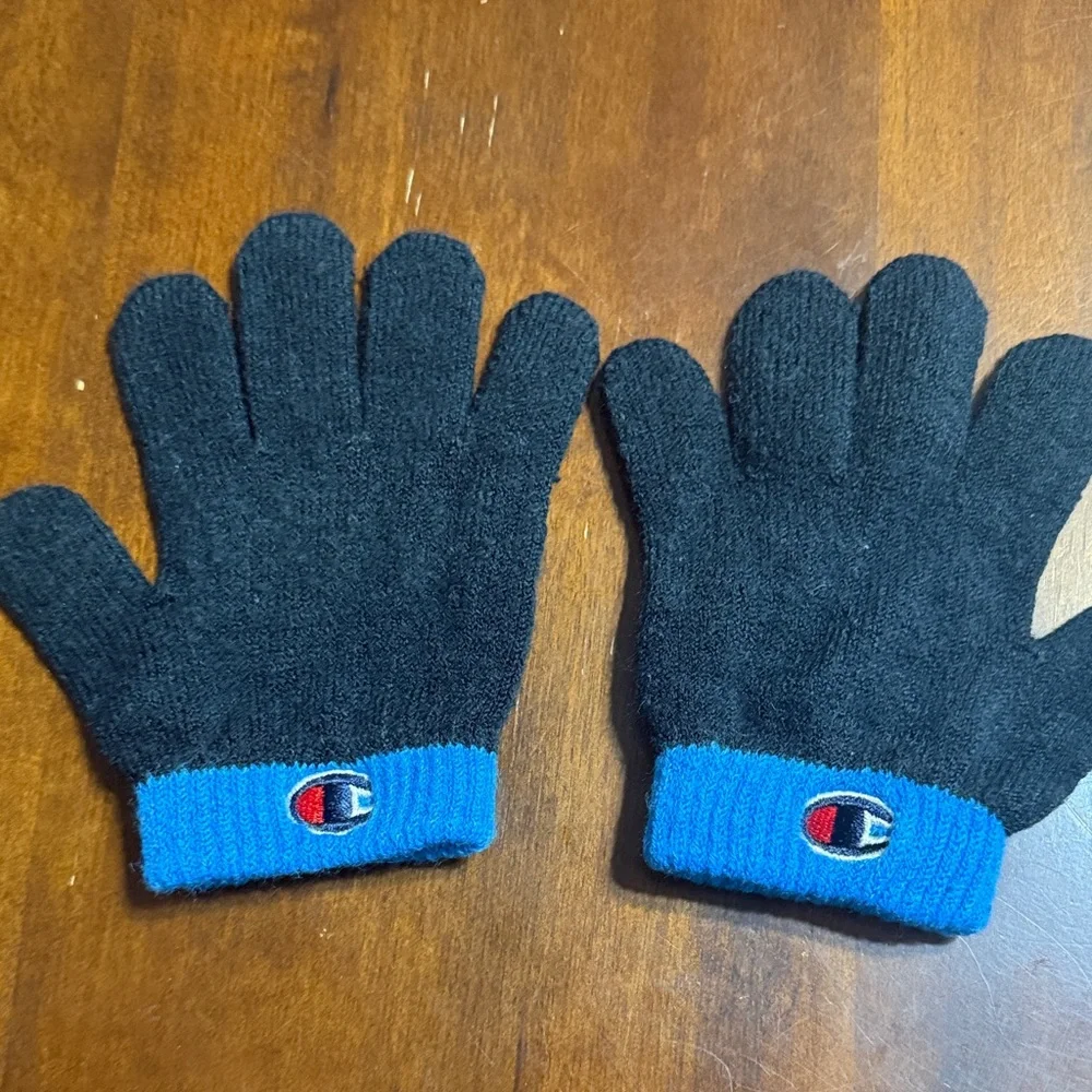 Champion Kids' Mittens in Black with Blue Cuffs